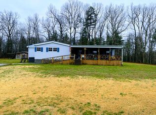 172 Honeycreek Loop Rd, Allardt, TN 38504