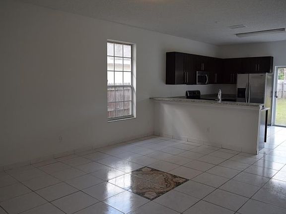 3rd image of 2417 Sapier Ct
