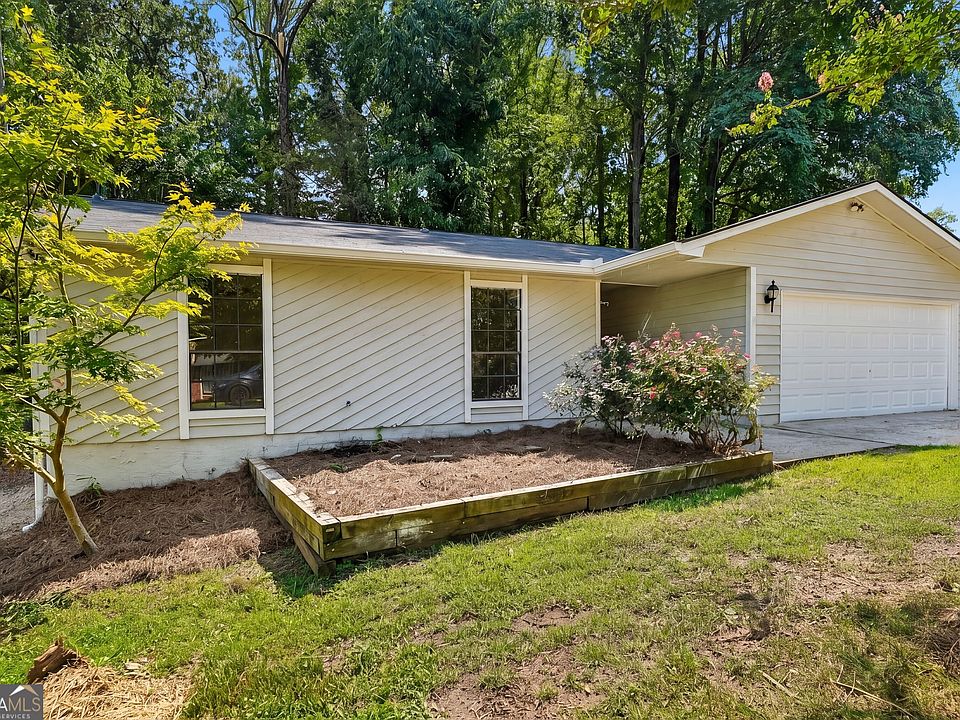 1st image of 2464 Silver Moss Way