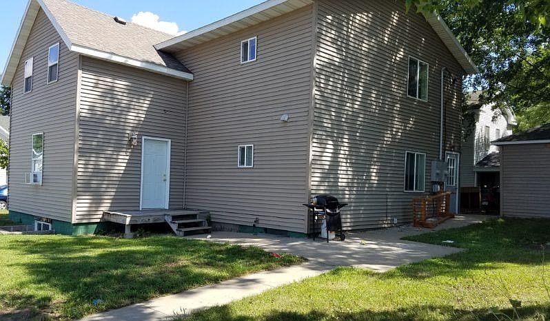 2nd image of 639 Chippewa St #1/2