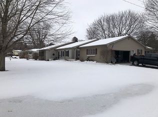 425 E South St, Sturgis, MI 49091