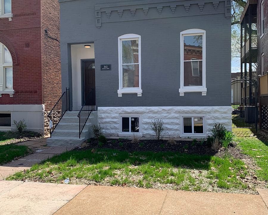 1st image of 3112 Magnolia Ave
