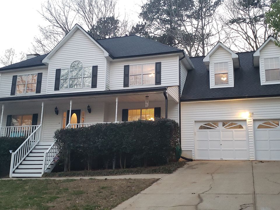 2nd image of 3635 Thornberry Dr
