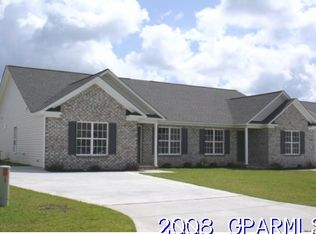 2528 Saddleback Dr #B, Winterville, NC 28590