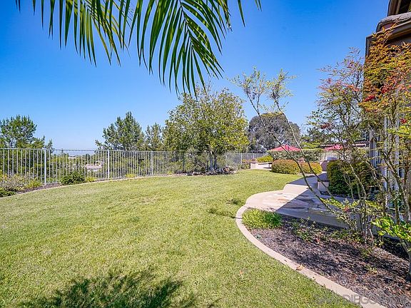 3rd image of 11390 Chaffinch Ct
