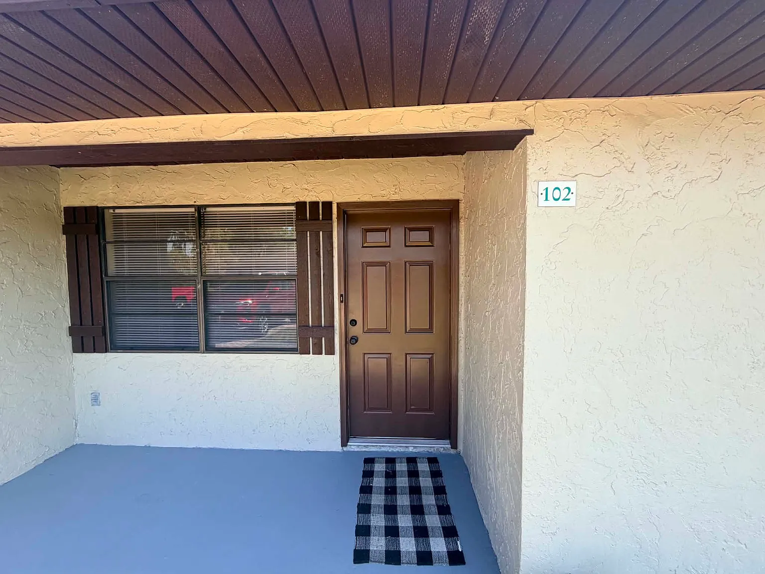 2 bed, 1000 sqft, $1,150 — Photo 1