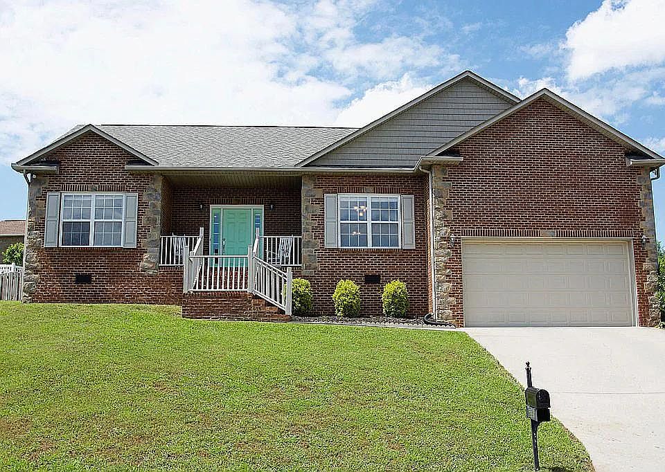 1st image of 6331 Stillglen Ln