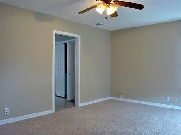 3rd image of 7425 Culver Ave