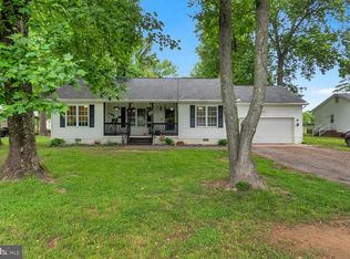 2569 N Independence Dr, Montross, VA 22520