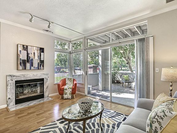 2nd image of 1845 Parkview Green Cir