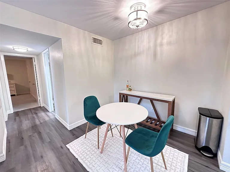 3300 Pebblebrook Dr #104 — Photo 5