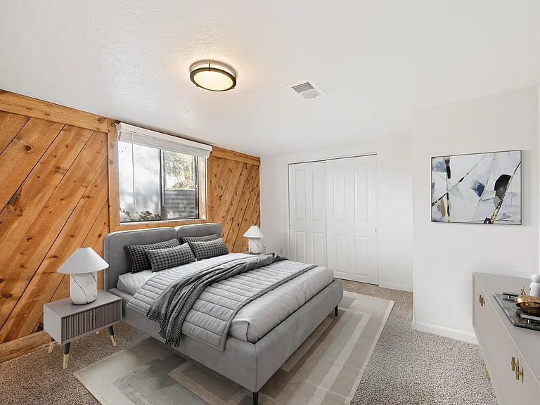 2134 7th Ave — Photo 3