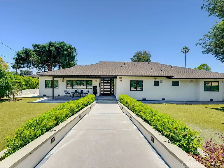 3890 Shadow Grove Rd — Photo 48