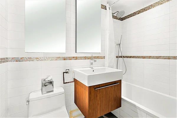 Sold by Compass | media 7