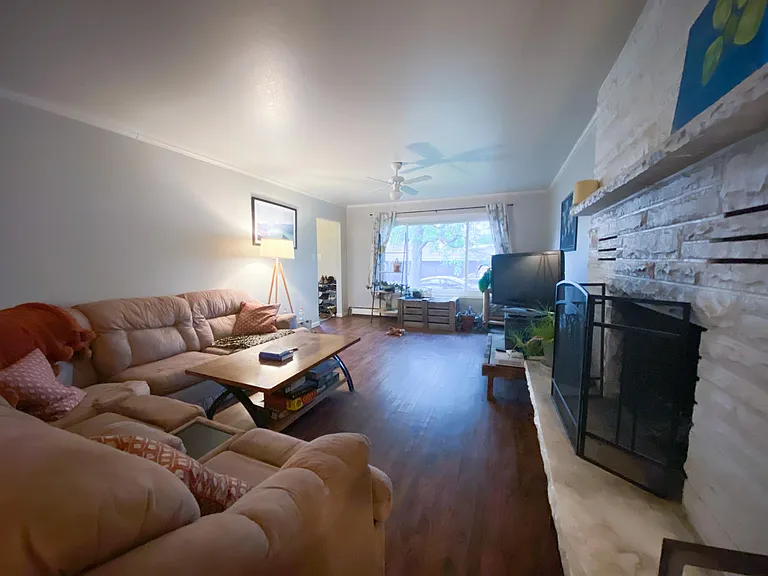 400 Parker St — Photo 13