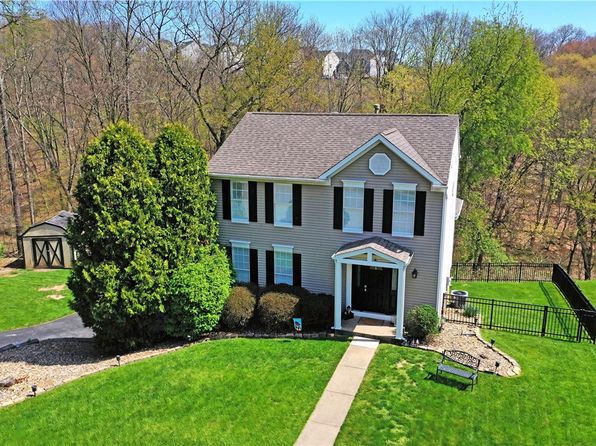 290 Shady Glen Dr, Coraopolis, PA 15108