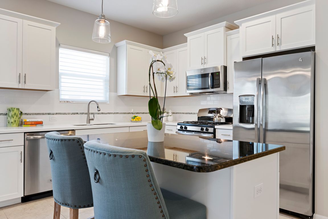 next background image