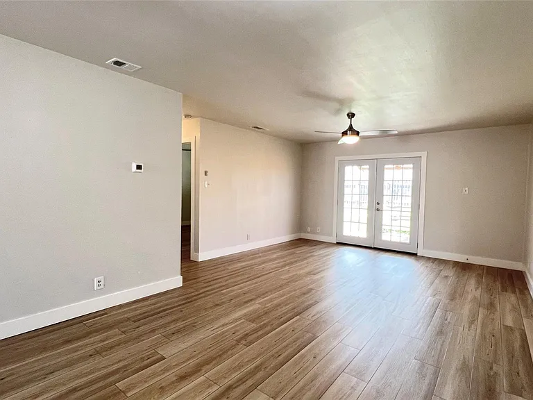 11208 Renel Dr #A — Photo 4