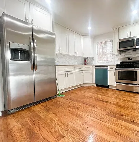 1 bed, $1,100 — Photo 2