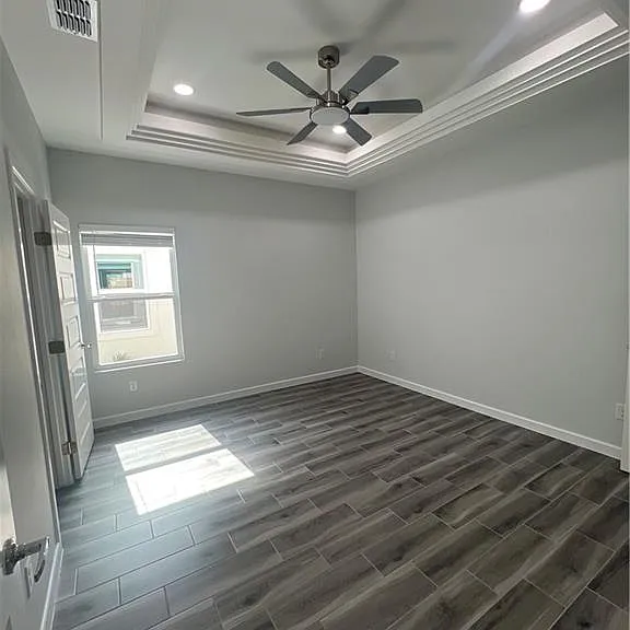 1909 Elsham Ave #1 — Photo 8