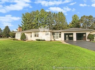 1185 Patterson Ave SE, Grand Rapids, MI 49546