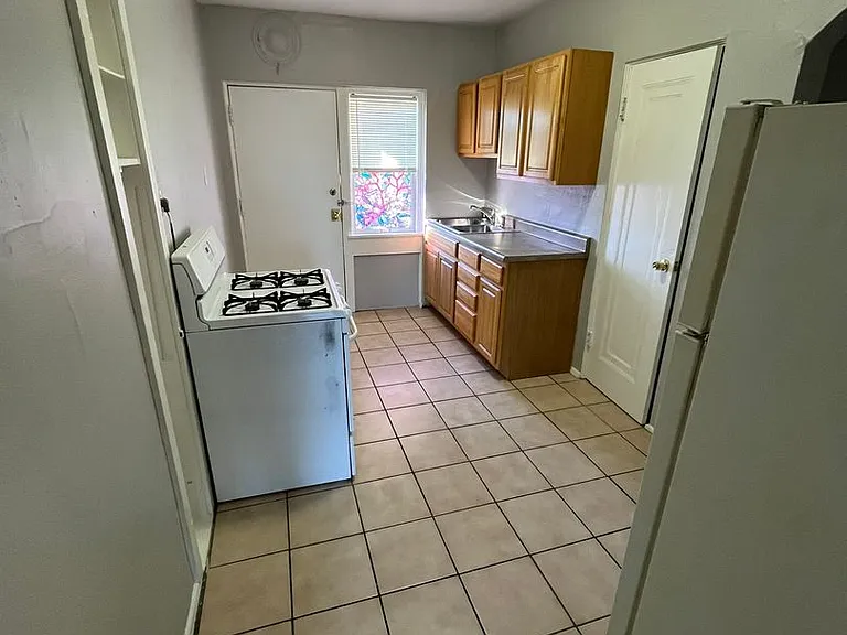 3440 Delor St — Photo 38
