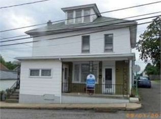 20 S 4th St, Tower City, PA 17980
