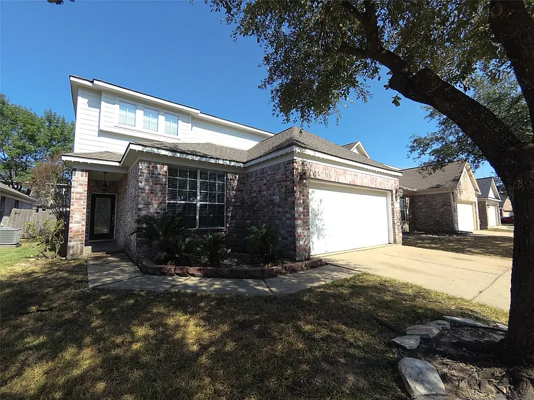18418 Burgundy Sky Way — Photo 1
