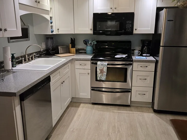 400 Base Ave E #227 — Photo 2