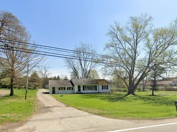 282 N Chillicothe Rd, Aurora, OH 44202