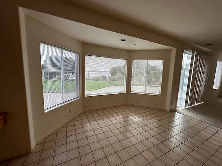 19535 Cortina Ct — Photo 11