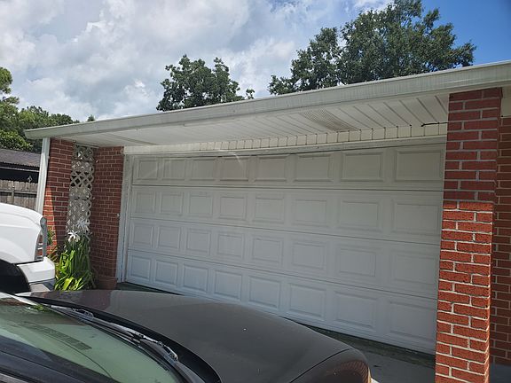2nd image of 421 Bellevue Dr