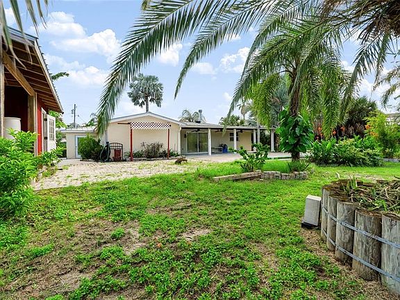 5th image of 2123 BAYOU DRIVE