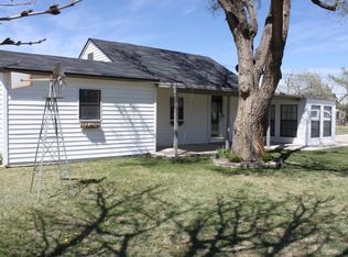 610 W 7th St, Panhandle, TX 79068