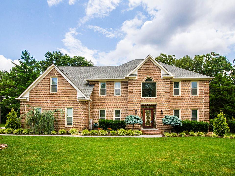 1st image of 11500 Gates Mill Dr