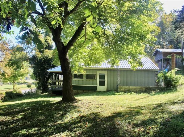 69 County Road 933, Alpena, AR 72611