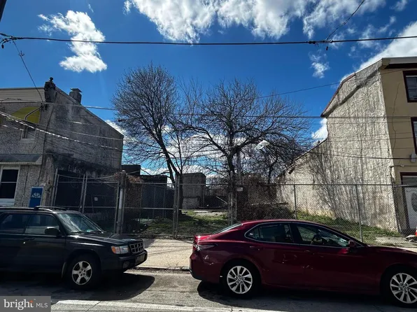 2022 E Stella St, Philadelphia, PA 19134