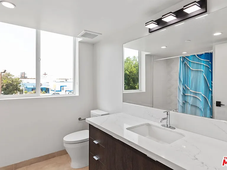 132 Rosemont Ave #201 — Photo 12