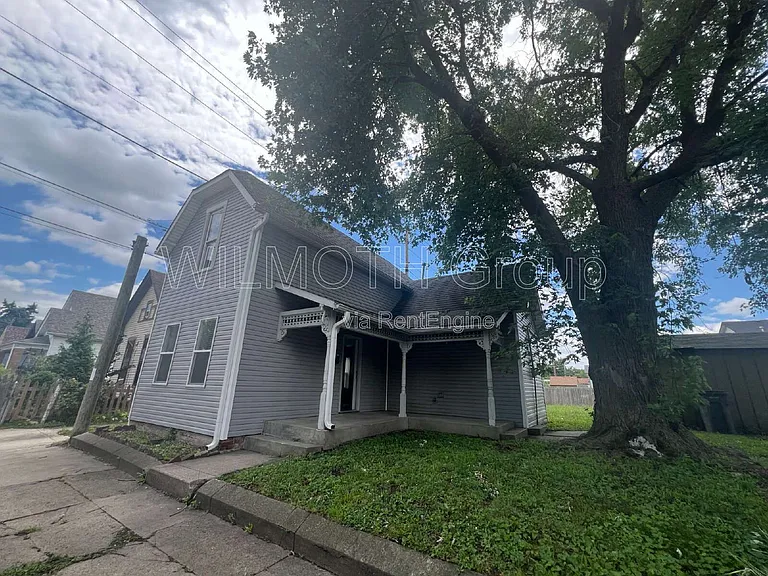 11 Iowa St — Photo 2