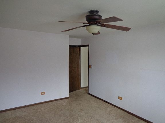 4th image of 6525 N Nashville Ave