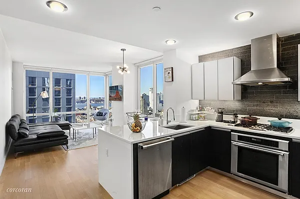 Rented by Corcoran | media 2