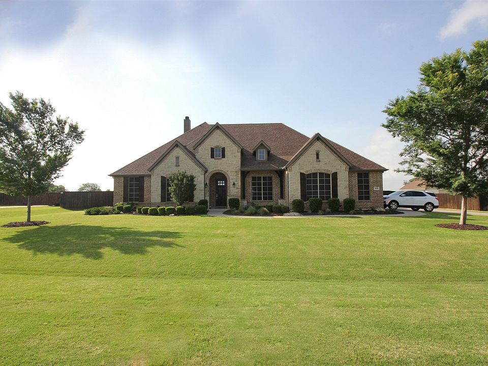 1st image of 3030 Fossil Creek Dr