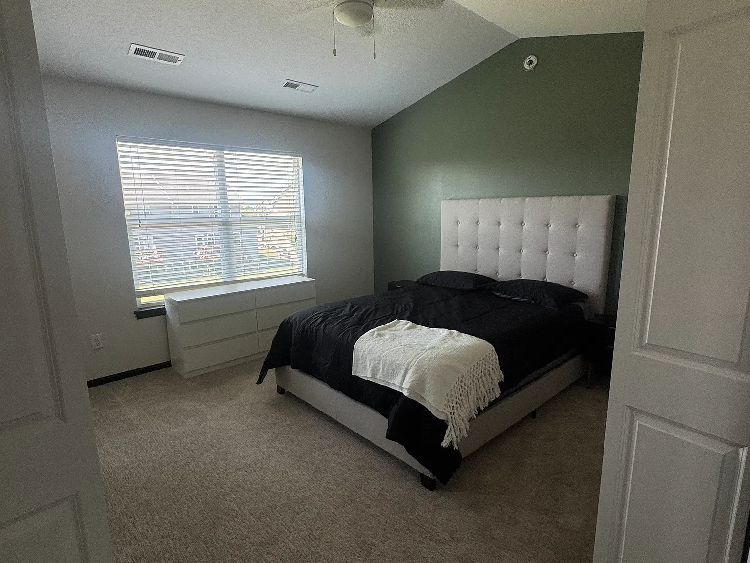 1785 Sara Ct — Photo 3