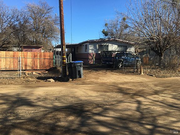4th image of 3892 Schultz Avenue
