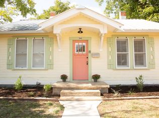 213 Mistletoe St, Fredericksburg, TX 78624