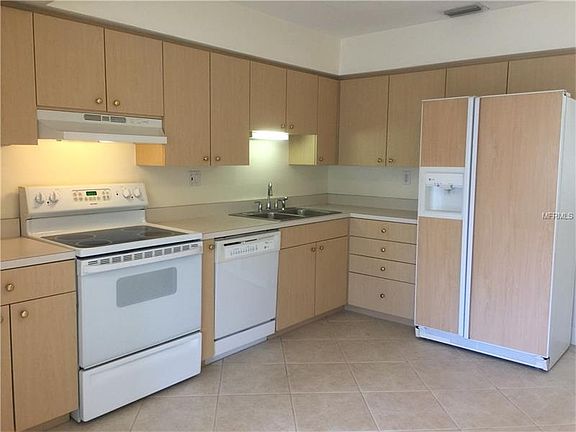 4th image of 4954 Lahaina Dr