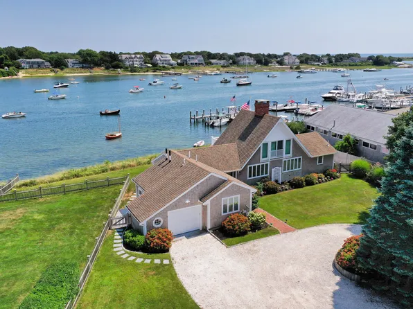 15 Ship Shops Way, South Yarmouth, MA 02664