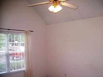 5th image of 2711 Windemere Dr
