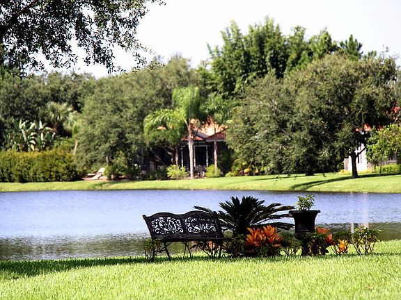 4th image of 3730 Eagle Hammock Dr