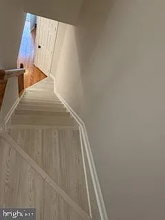7315 Castleberg Ct — Photo 26